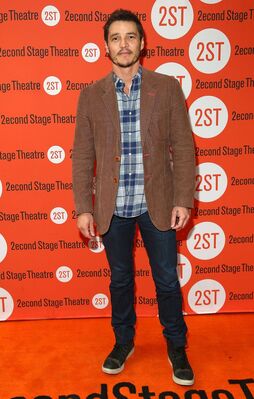 04272014_-_The_Substance_Of_Fire_Opening_Night_-_Arrivals_001.jpg