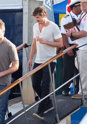 07232014_-_Celebrity_Sightings_At_Comic-Con_International_2014_008.jpg