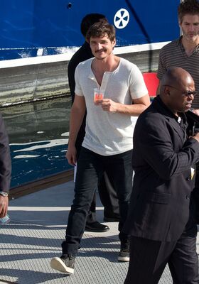 07232014_-_Celebrity_Sightings_At_Comic-Con_International_2014_013.jpg