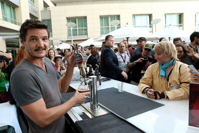 07242014_-_WIRED_Cafe_at_Comic_Con_-_Day_1_003.jpg