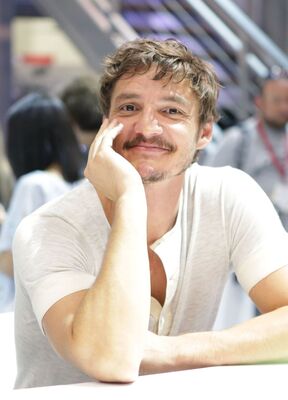 07252014_-_Game_of_Thrones_Autograph_Signing_-_Comic-Con_International_2014_001.jpg