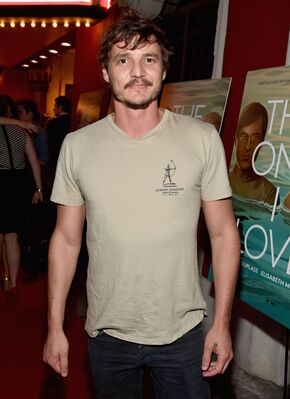08082014The_One_I_Love_-_Los_Angeles_Premiere_-_Arrivals_0001.jpg