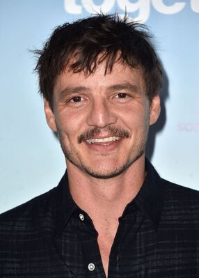 01072015_-_Premiere_Of_HBOs_Togetherness_-_Arrivals_019.jpg