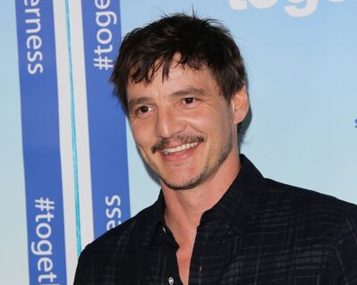 01072015_-_Premiere_Of_HBOs_Togetherness_-_Arrivals_037.jpg