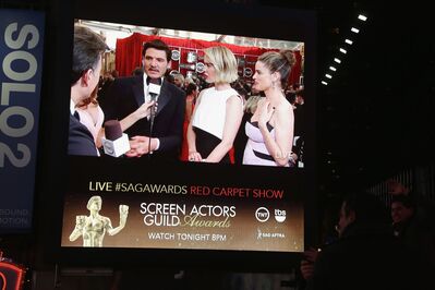 01252015_-_TNTs_21st_Annual_Screen_Actors_Guild_Awards_-_SAG_Times_Square_Pre-show_Viewing_002.jpg