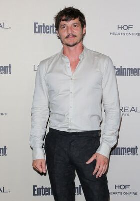 09192015_-_2015_Entertainment_Weekly_Pre-Emmy_Party_-_Arrivals_006.jpg