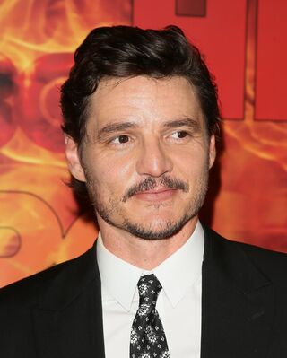 09212015_-_HBOs_Official_2015_Emmy_After_Party_025.jpg