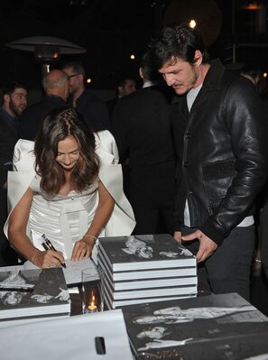 01082016_-_Photographs_by_Kelly_Klein_Hosted_by_Barry_Diller_and_Jason_Weinberg_002.jpg