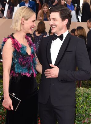 01302016_-_22nd_Annual_Screen_Actors_Guild_Awards_-_Red_Carpet_076.jpg