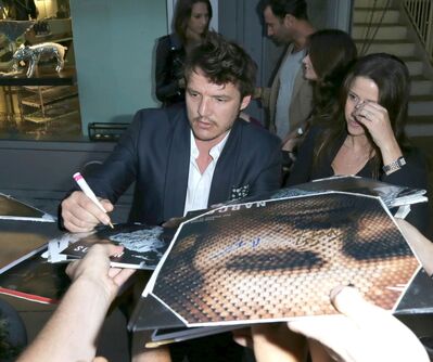 08242016_-_Celebrity_Sightings_In_Los_Angeles_002.jpg