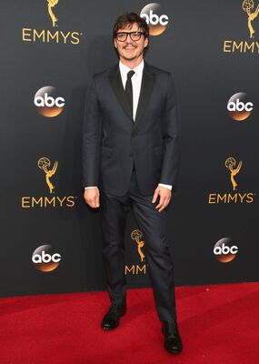 09182016_-_68th_Annual_Primetime_Emmy_Awards_-_Arrivals_001.jpg