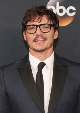 09182016_-_68th_Annual_Primetime_Emmy_Awards_-_Arrivals_004.jpg