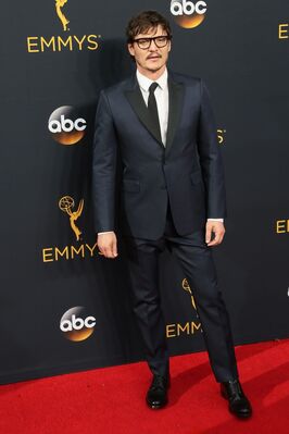 09182016_-_68th_Annual_Primetime_Emmy_Awards_-_Arrivals_017.jpg