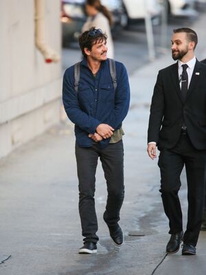 02152017_-_Celebrity_Sightings_In_Los_Angeles_009.jpg
