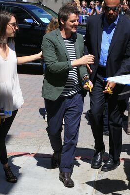 07192017_-_Celebrity_Sightings_At_Comic-Con_International_2017_002.jpg