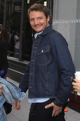 09122017_-_Celebrity_Sightings_in_New_York_City_003.jpg