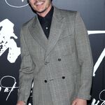 Filename=09142017_-_mother_New_York_Premiere_014.jpg
Filesize=520KiB
Dimensions=1260x2047
Date added=Jul 18, 2023 09142017_-_mother_New_York_Premiere_014.jpg