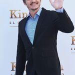 Filename=09192017_-_Kingsman_-_El_Circulo_De_Oro_Madrid_Photocall_010.jpg
Filesize=148KiB
Dimensions=1363x2048
Date added=Jul 18, 2023 09192017_-_Kingsman_-_El_Circulo_De_Oro_Madrid_Photocall_010.jpg