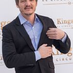 Filename=09192017_-_Kingsman_-_El_Circulo_De_Oro_Madrid_Photocall_044.jpg
Filesize=236KiB
Dimensions=1364x2047
Date added=Jul 18, 2023 09192017_-_Kingsman_-_El_Circulo_De_Oro_Madrid_Photocall_044.jpg