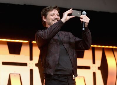 04142019_-_Star_Wars_Celebration_-_The_Mandalorian_Panel_011.jpg