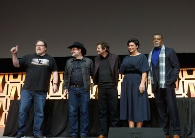 04142019_-_Star_Wars_Celebration_-_The_Mandalorian_Panel_025.jpg