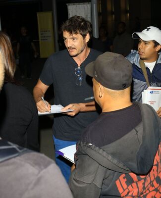 08022019_-_Celebrity_Sightings_In_Los_Angeles_004.jpg
