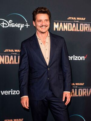 11142019_-_Premiere_Of_DisneyPluses_The_Mandalorian_-_Arrivals_005.jpg