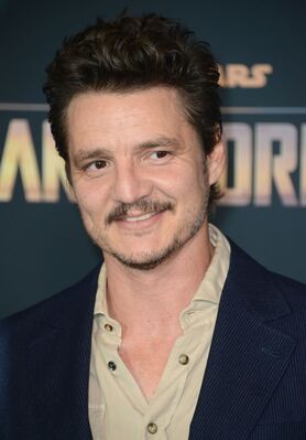 11142019_-_Premiere_Of_DisneyPluses_The_Mandalorian_-_Arrivals_013.jpg