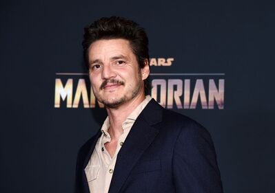 11142019_-_Premiere_Of_DisneyPluses_The_Mandalorian_-_Arrivals_025.jpg