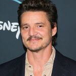 11142019_-_Premiere_Of_DisneyPluses_The_Mandalorian_-_Arrivals_009.jpg