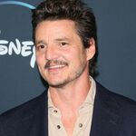 11142019_-_Premiere_Of_DisneyPluses_The_Mandalorian_-_Arrivals_010.jpg