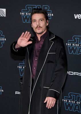 12172019_-_Premiere_Of_Disneys_Star_Wars_-_The_Rise_Of_Skywalker_-_Arrivals_026.jpg