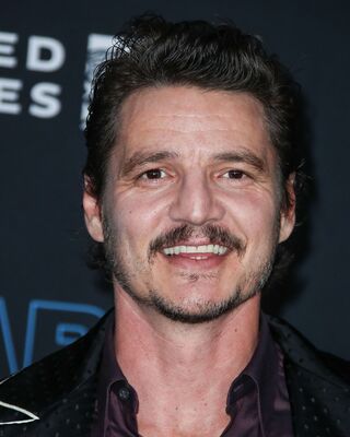 12172019_-_Premiere_Of_Disneys_Star_Wars_-_The_Rise_Of_Skywalker_-_Arrivals_047.jpg
