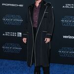 12172019_-_Premiere_Of_Disneys_Star_Wars_-_The_Rise_Of_Skywalker_-_Arrivals_043.jpg