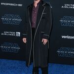 12172019_-_Premiere_Of_Disneys_Star_Wars_-_The_Rise_Of_Skywalker_-_Arrivals_045.jpg
