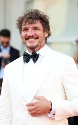 09022022_-_79_Venice_Film_Festival_2022_-_Red_Carpet_Day4_018.jpg