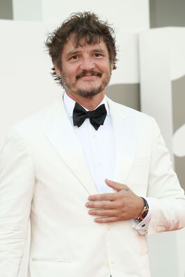 09022022_-_79_Venice_Film_Festival_2022_-_Red_Carpet_Day4_020.jpg