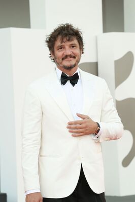 09022022_-_79_Venice_Film_Festival_2022_-_Red_Carpet_Day4_022.jpg
