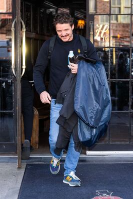 02022023_-_Celebrity_Sightings_In_New_York_City_002.jpg