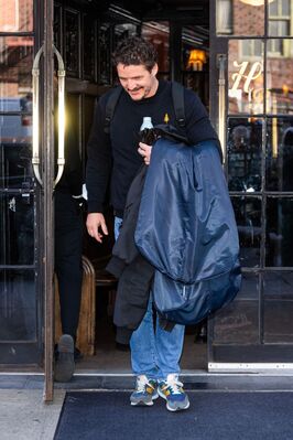 02022023_-_Celebrity_Sightings_In_New_York_City_004.jpg