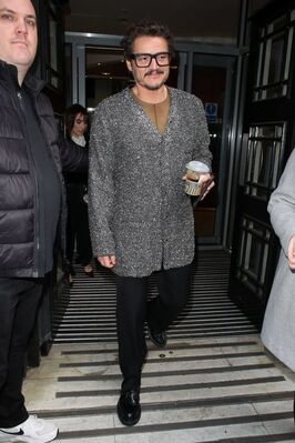 02232023_-_Celebrity_Sightings_In_London_003.jpg