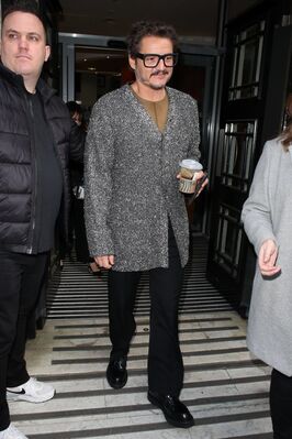 02232023_-_Celebrity_Sightings_In_London_007.jpg