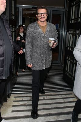 02232023_-_Celebrity_Sightings_In_London_008.jpg