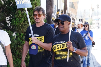 09232023_-_Actors_Continue_To_Strike_As_Writers_Deal_With_Studios_Nears_Completion_030.jpg