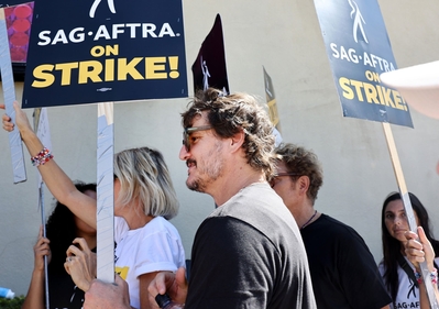 09232023_-_Actors_Continue_To_Strike_As_Writers_Deal_With_Studios_Nears_Completion_032.jpg