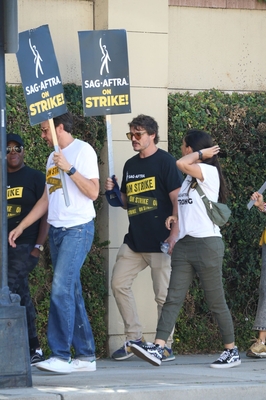 09232023_-_Actors_Continue_To_Strike_As_Writers_Deal_With_Studios_Nears_Completion_068.jpg