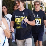 09232023_-_Actors_Continue_To_Strike_As_Writers_Deal_With_Studios_Nears_Completion_010.jpg