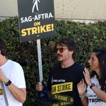 09232023_-_Actors_Continue_To_Strike_As_Writers_Deal_With_Studios_Nears_Completion_069.jpg