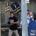 09232023_-_Actors_Continue_To_Strike_As_Writers_Deal_With_Studios_Nears_Completion_071.jpg