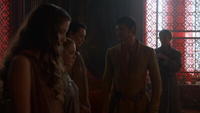 GAME_OF_THRONES_-_E4X01_TWO_SWORDS_015.jpg
